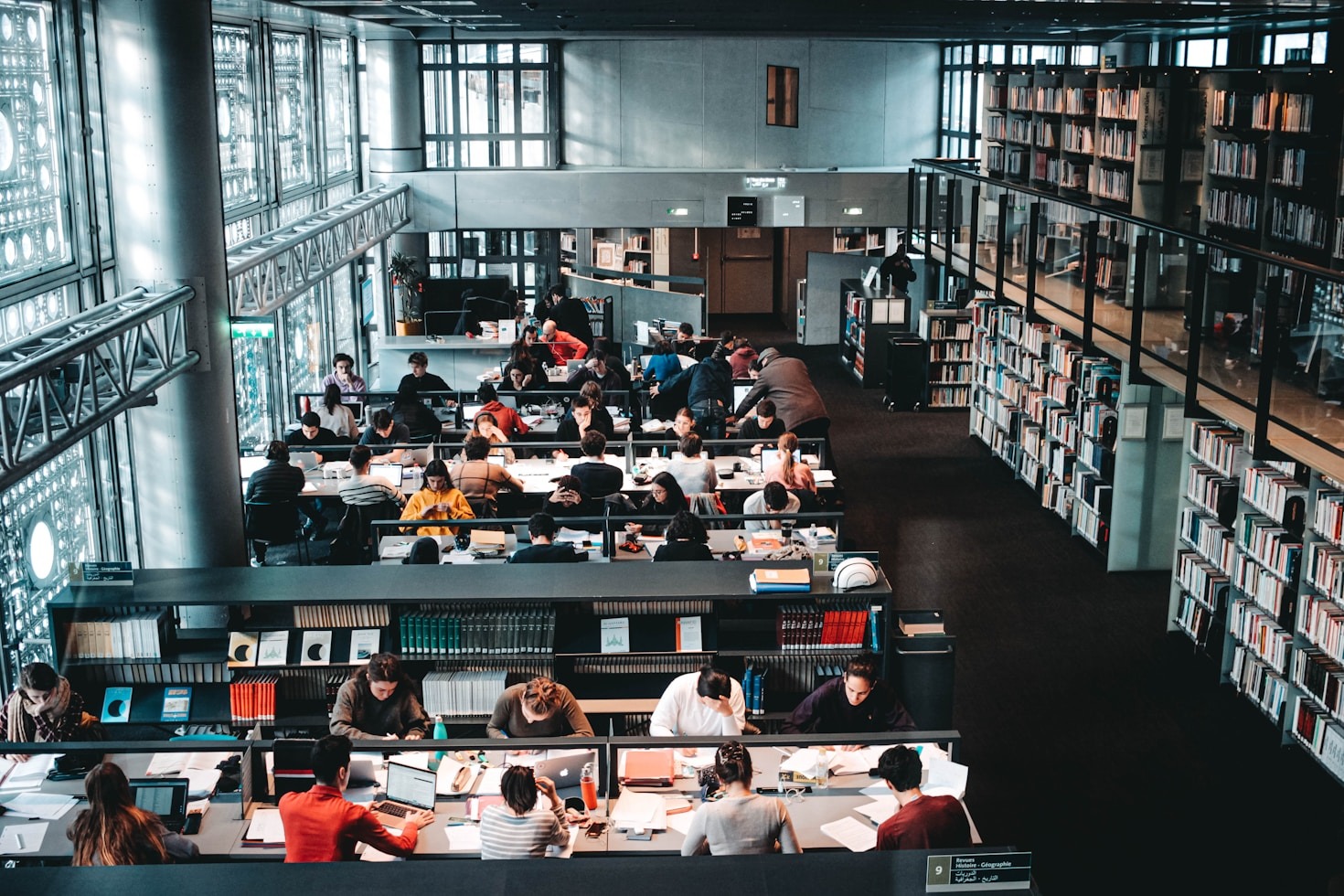 The Art Of Collaborative Storytelling Explained